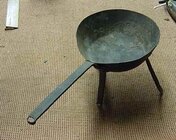 Civil War; Confederate.field.gear- cooking.''spider''.pan..jpg
