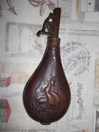 Rabbit gun powder flask 3lbs (3).JPG