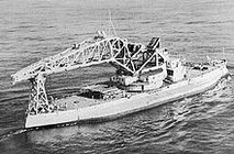220px-USS_Kearsarge_as_crane_ship_AB-1.jpg