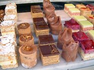 512px-Petits.fours.wmt.jpg 512px-Petits.fours.wmt.jpg