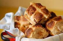 512px-Hot_cross_buns_-_fig_and_pecan.jpg 512px-Hot_cross_buns_-_fig_and_pecan.jpg