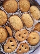 food_market_Butter_Cookie_with_wrappers_March-2012.jpg